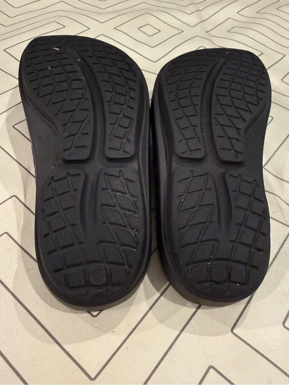 Oofos Thong Sandals